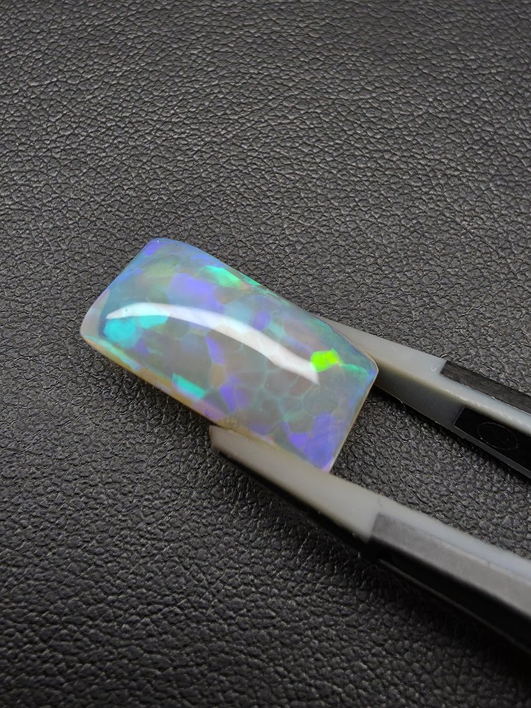 6.0克拉天然白色欧泊 弧面形 - 高度: 17.6 mm - 闊度: 9.1 mm- 1.2 g #2.1