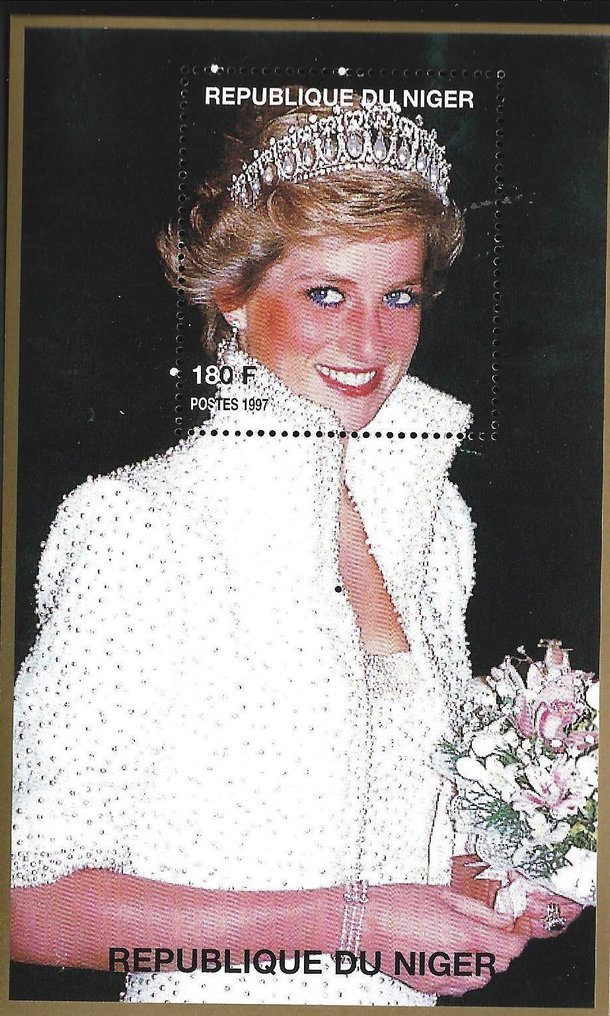 Κόσμος 1997 - Εντυπωτική και συναρπαστική συλλογή μεγάλων Souvenir Sheetlets, όλες με την Πριγκίπισσα Diana σε #3.2