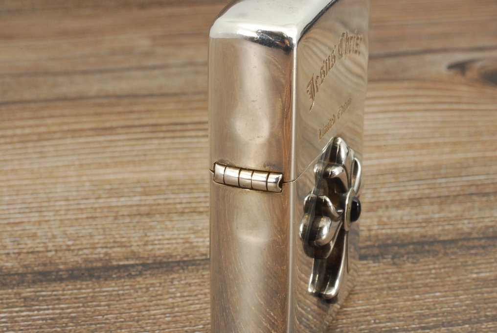 Zippo - “Jesus Christ” Limited Edition Oil Lighter - Αναπτήρας τσέπης - Μεταλλική θήκη με φινίρισμα από γυαλισμένο χρώμιο. #4.3