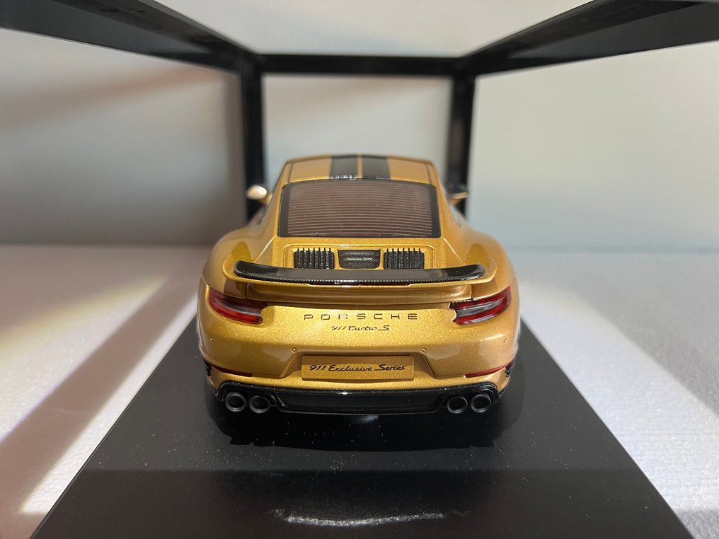 GT Spirit 1:18 - Modellbil - Porsche 911 Turbo S Exclusive Series #3.2