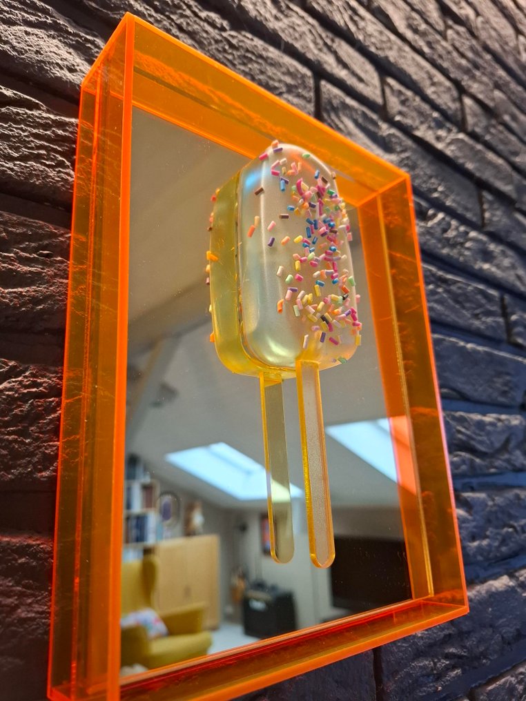 ELEMENTAL - Neon Ice Cream - Mirror edition #4.3