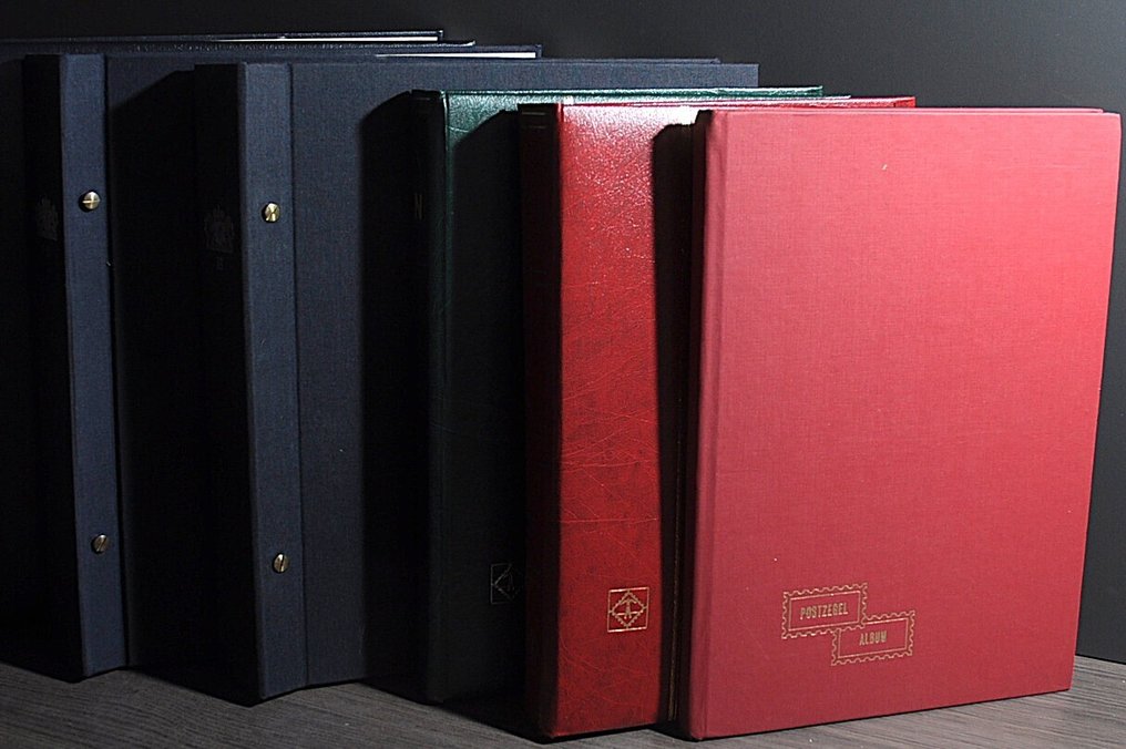 荷蘭  - 各种相册和库存簿中的整理批次（272 张照片） #1.0