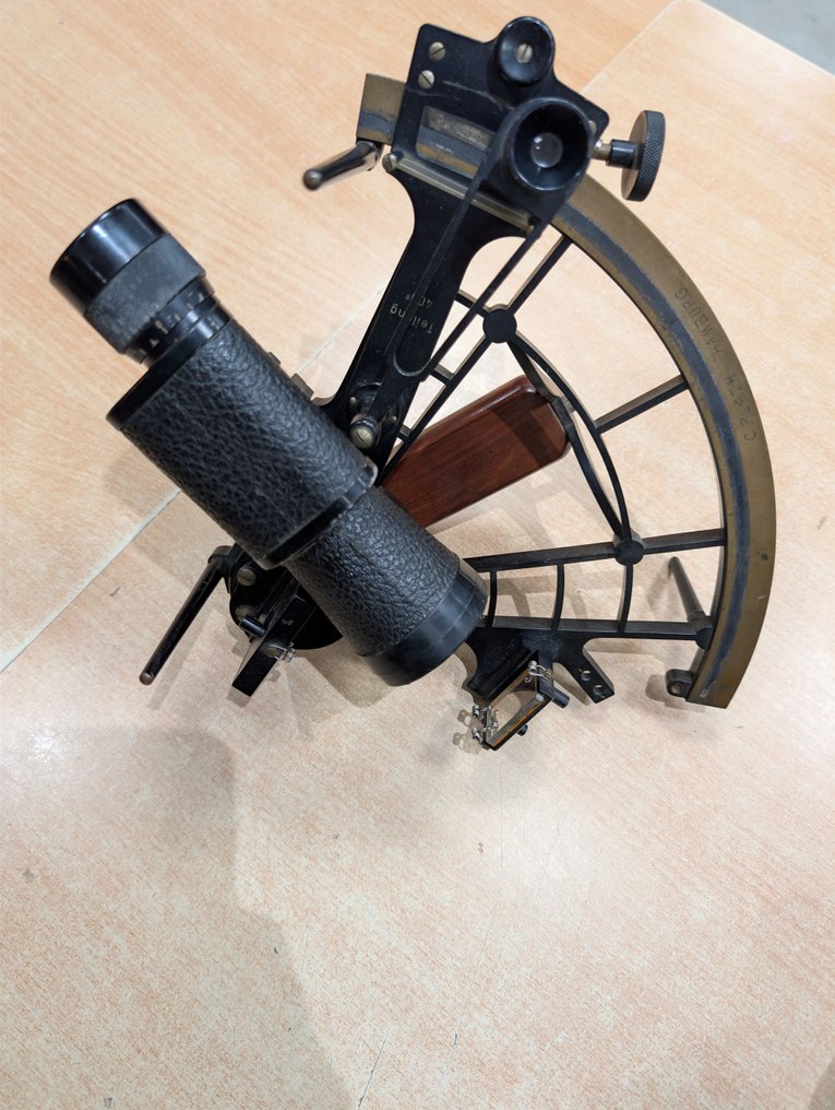 Εξάντας - Ορείχαλκος, Χάλυβας, Ξύλο, Γυαλί - C. Plath - Διαίρεση 400g Beck Kassel. #1.0