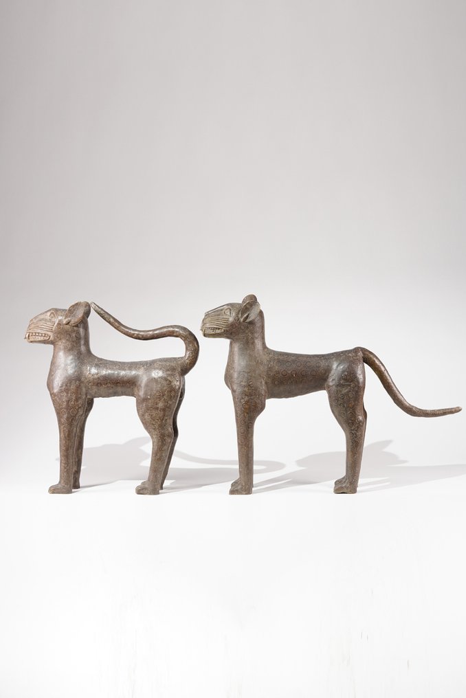 Eine Bronzeskulptur - Benin - Nigeria #1.0