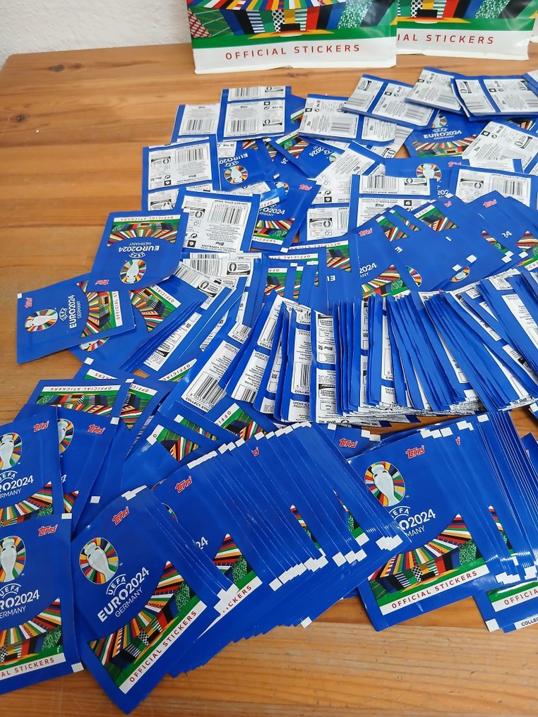 Topps Euro 2024 - 255 Booster pack - Impecable (I) #1.0