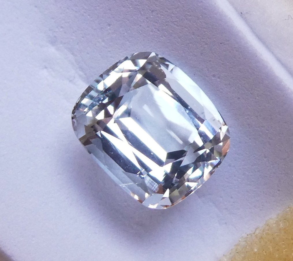 Ingen mindstepris Akvamarin  - 5.77 ct - Instituto Gemólogico Español (IGE) #1.0