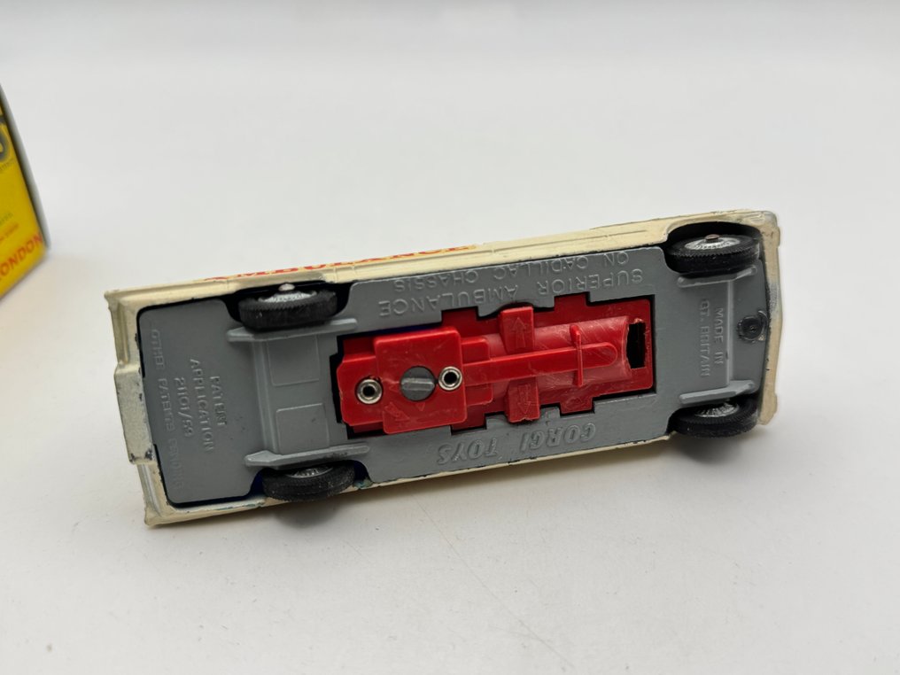 Corgi - Αυτοκίνητο μοντελισμού - 437, Superior Ambulance on Cadillac Chassis - Χωρίς ελάχιστη τιμή εκχώρησης #4.3