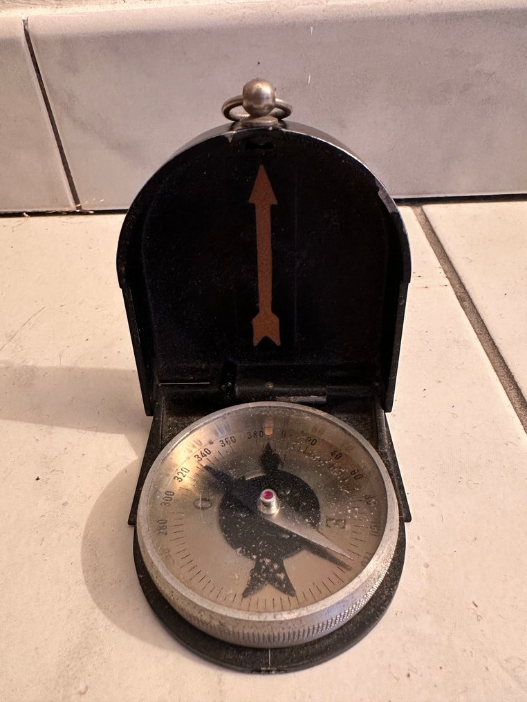 France - Compass - 1920-1930 #1.0