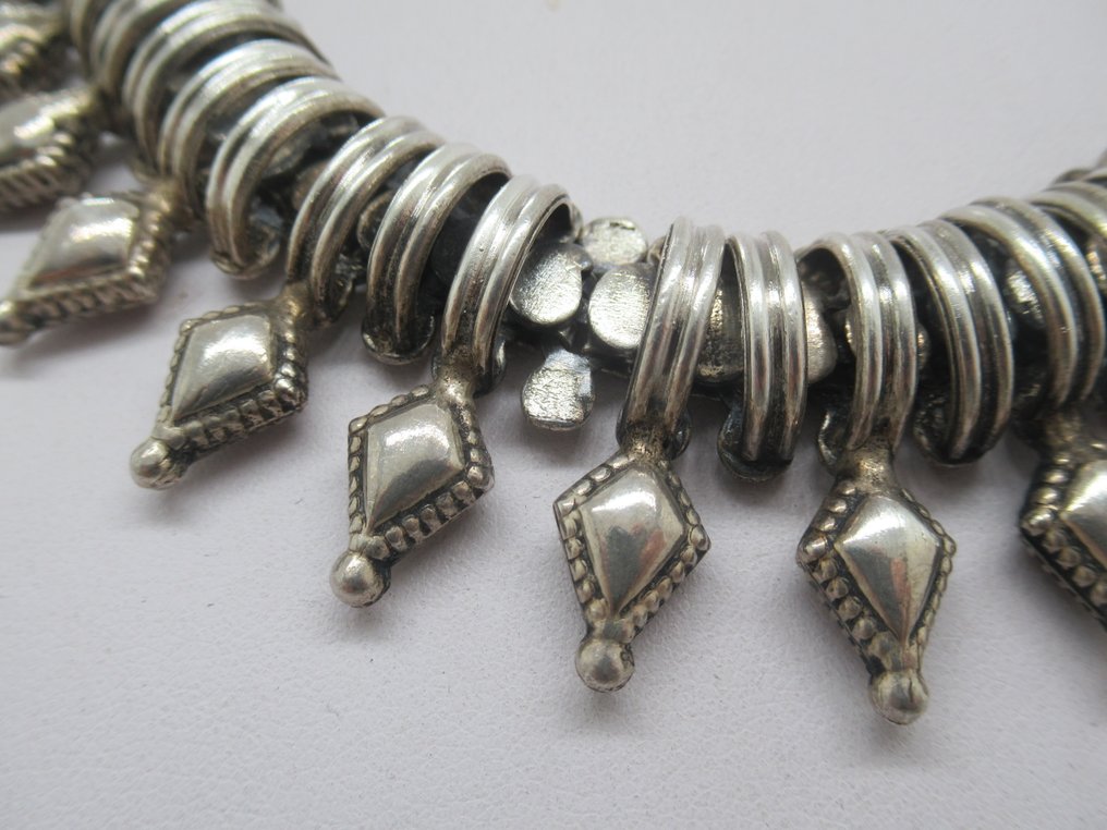 Ασημί - Ινδία - Δεν ξέρω #3.2