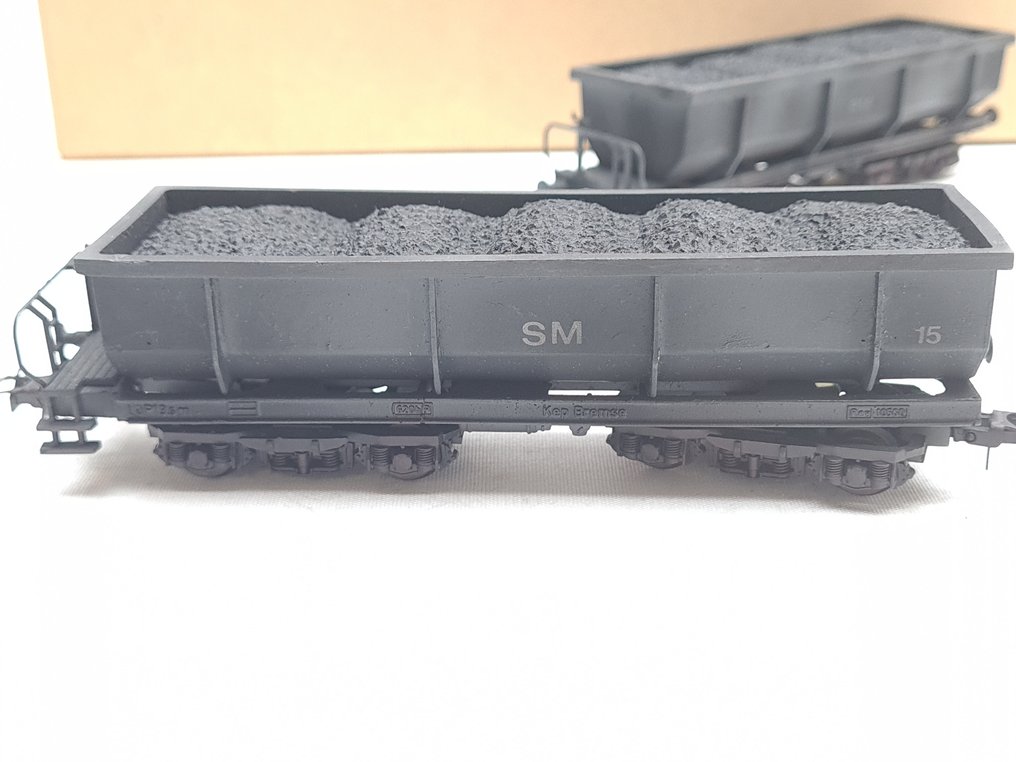 Trawos H0 - Model train freight wagon set (2) - 2x coal wagons with side loaders - Staatsmijnen #3.2
