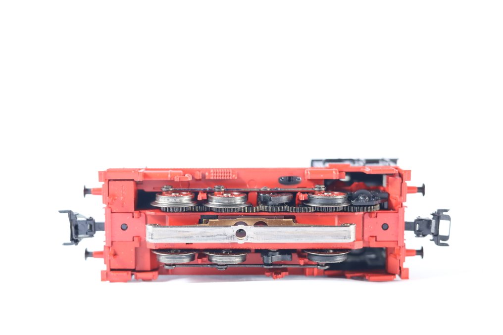 Märklin H0 - 37365 - Πετρελαιοκίνητη μηχανή τρένου (1) - BR V36 - DB #4.3