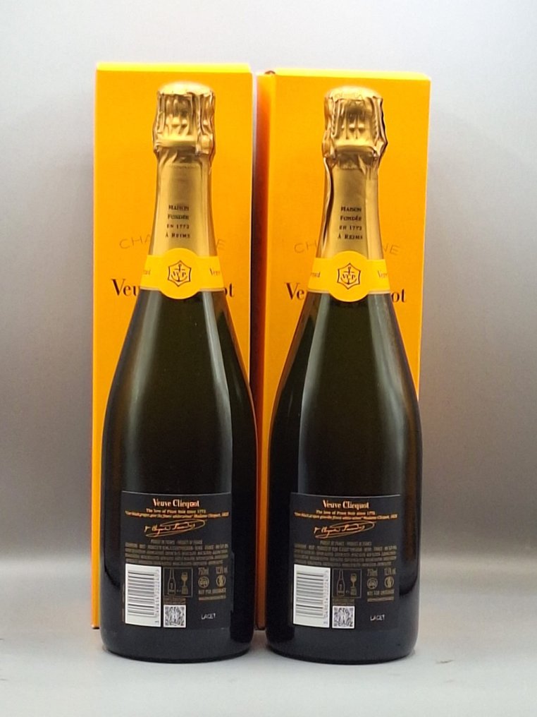Veuve Clicquot, Veuve Clicquot Brut - Champagne Brut - 2 Pullot (0.7 L) #1.0