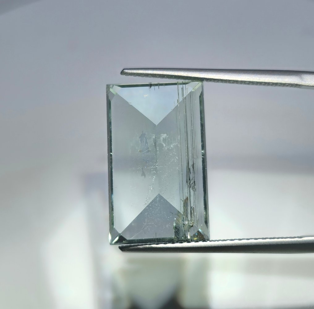 没有保留价 - 1 pcs  绿色 绿柱石  - 9.44 ct - 国际宝石研究院（IGI） #3.2