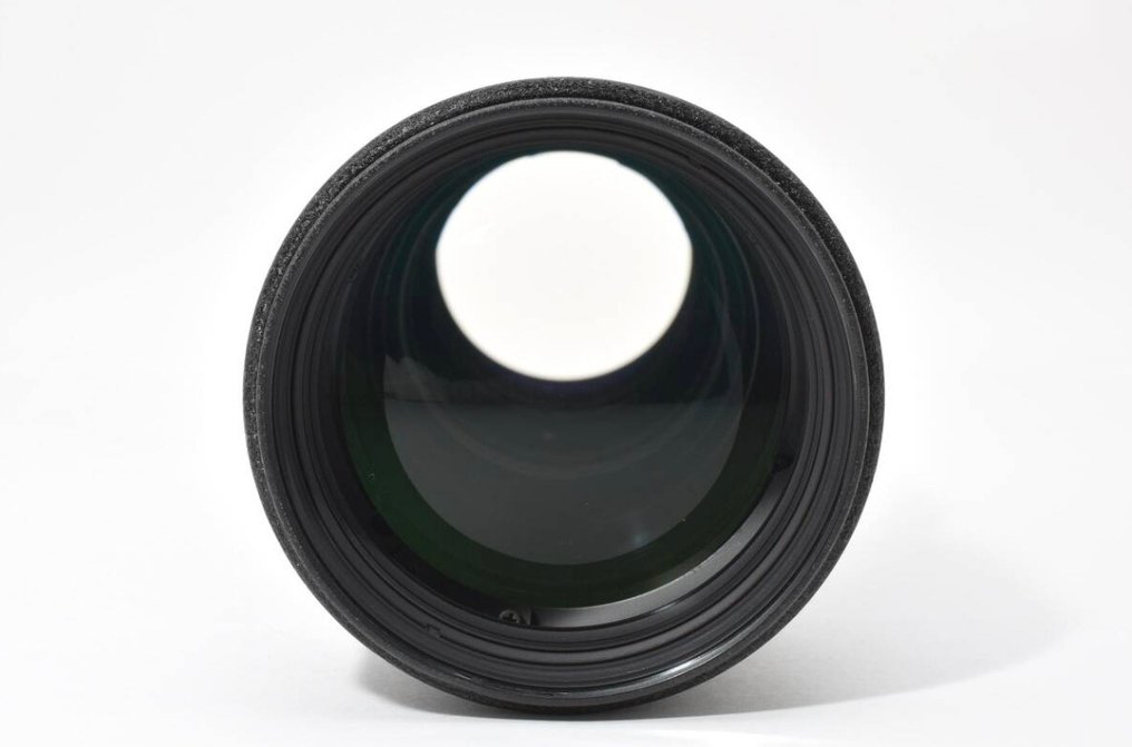 Nikon AF Nikkor 2,8/80-200mm | Camera lens #3.2