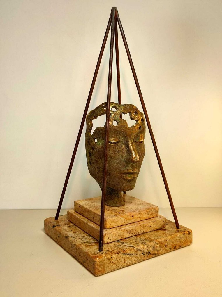 M.R. Arroyo - La pirámide de la sabiduría antigua #1.0