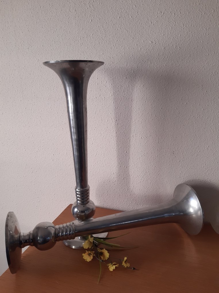 Vase (2) - Solifleur - Aluminium - Large trumpet bass #1.0