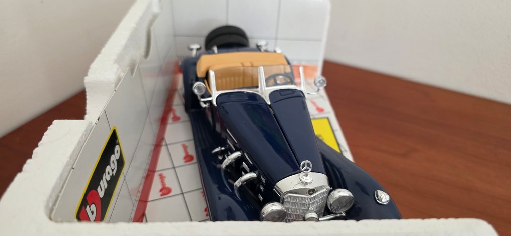Bburago 1:18 - Modelauto - Mercedes-Benz 500K Roadster #4.3