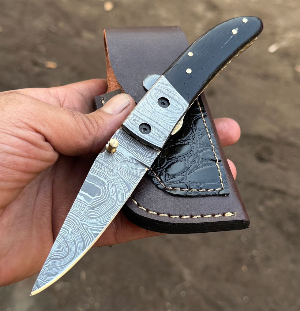 Küchenmesser -  Küchenmesser - Faltermesser - Liner Lock - Weeding Holz mit Damast-Kehle - Leder - ASIEN - Holz - Asien #1.0