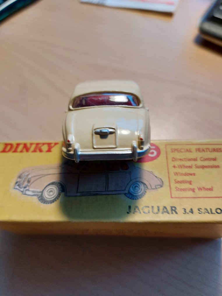 Dinky Toys 1:43 - Modellbil - 195 Jaguar 3.4 Saloon #4.3