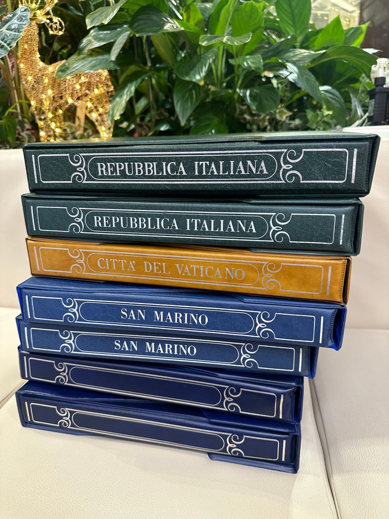 意大利，圣马力诺，梵蒂冈  - 7个Marini A22文件夹，带外壳，状态极佳。 #1.0