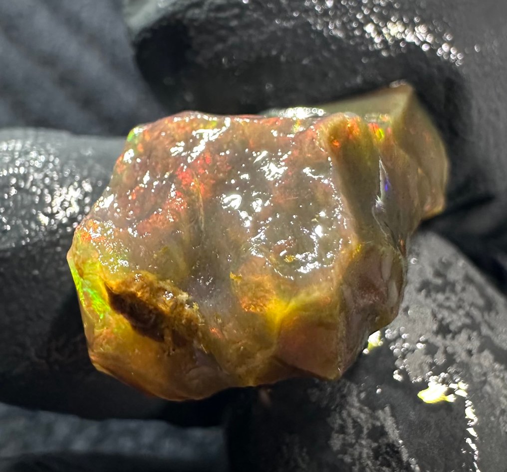 17ct Kristal Opaal Ruw- 3.4 g #3.2