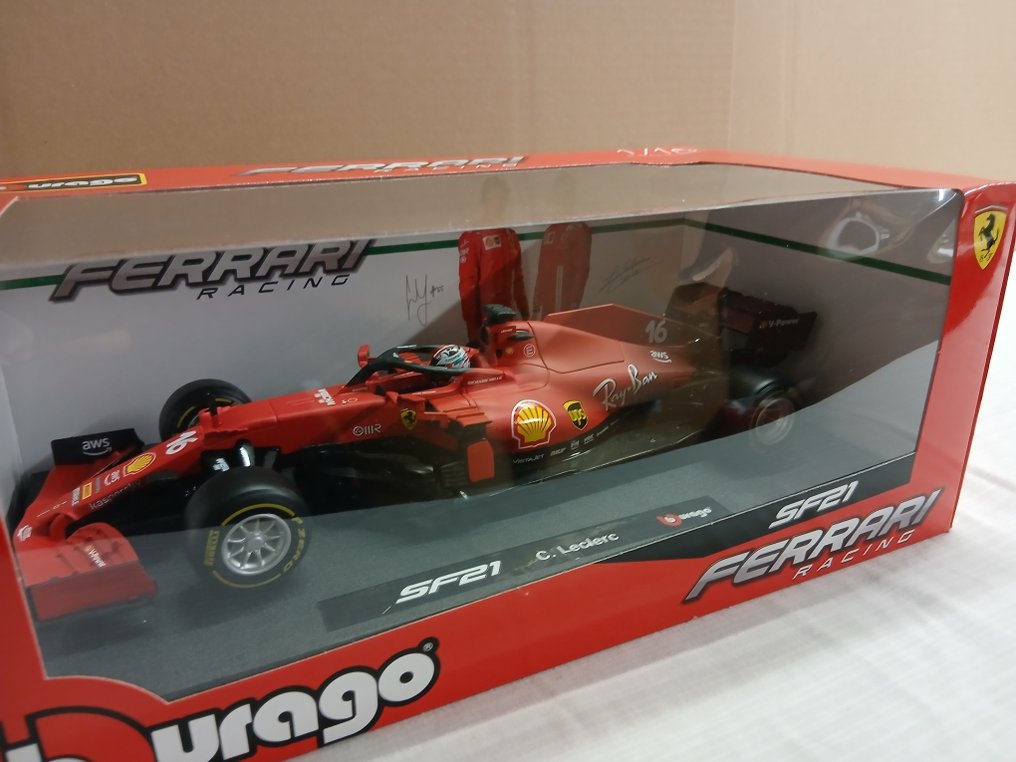 Burago 1:18 - Modelauto - Ferrari SF21 C. Leclerc #1.0