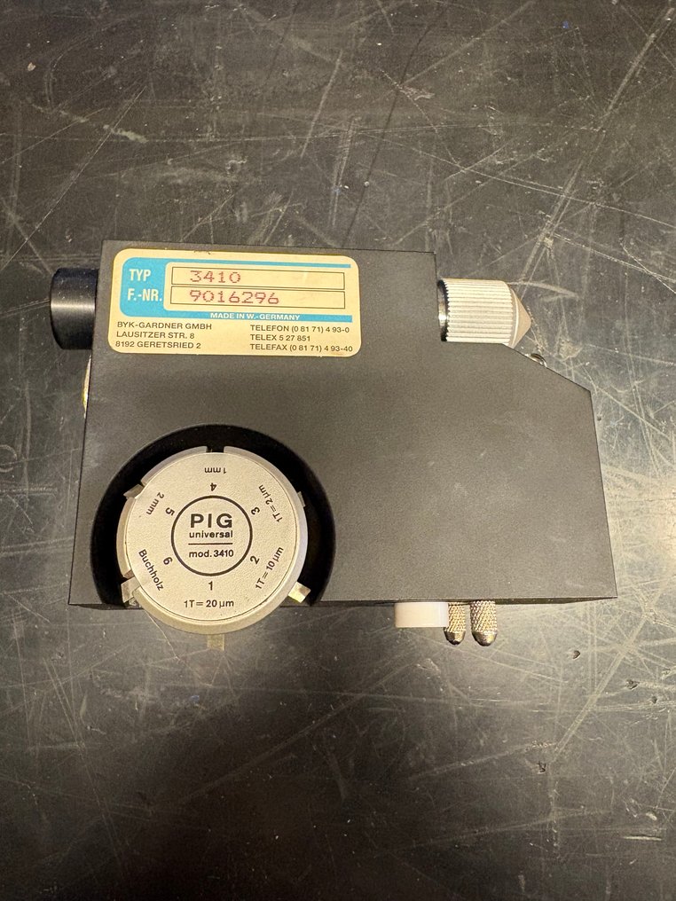 测量仪器 - 合金 - 1970-1980 - PIG Universal model 3410，一款用于测量油漆厚度的专业仪器。 #2.1