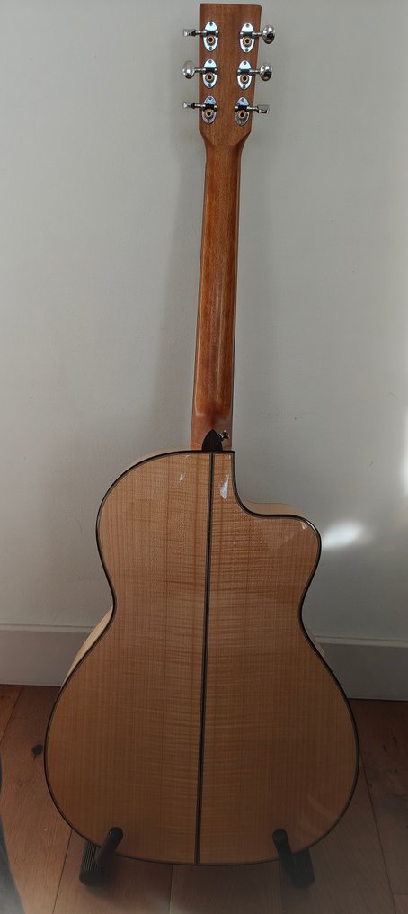 Auden - Artist 45 Series Chester Maple/Spruce Left Handed Cut Away - - Ημιακουστική κιθάρα - Ηνωμένο Βασίλειο - 2020 #3.2