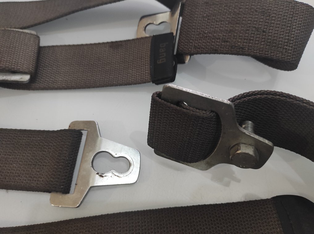 Ferrari 125S, 166 Inter, 166 MM, 195S, 257S, 195 Inter, 212, 342 America, ensemble de 2 ceintures de - Bang - Ferrari #4.3