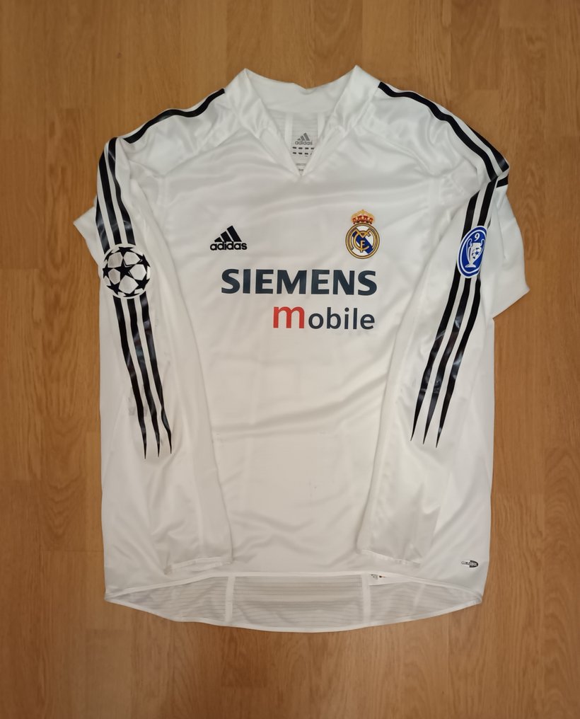 Real Madrid - Ligue de Champions - David Beckham - 2005 - Maillot de foot #1.0