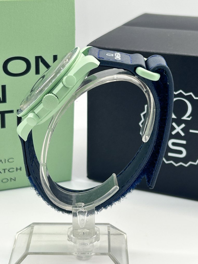 Omega x Swatch - MoonSwatch - Mission on Earth - Sans prix de réserve - SO33G100 - Unisexe - 2023 #3.2