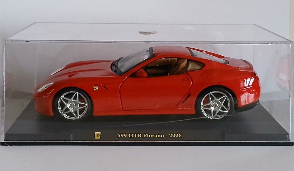 Centauria 1:24 - Modelbil  (5) - Lotto con 5 Ferrari #3.2