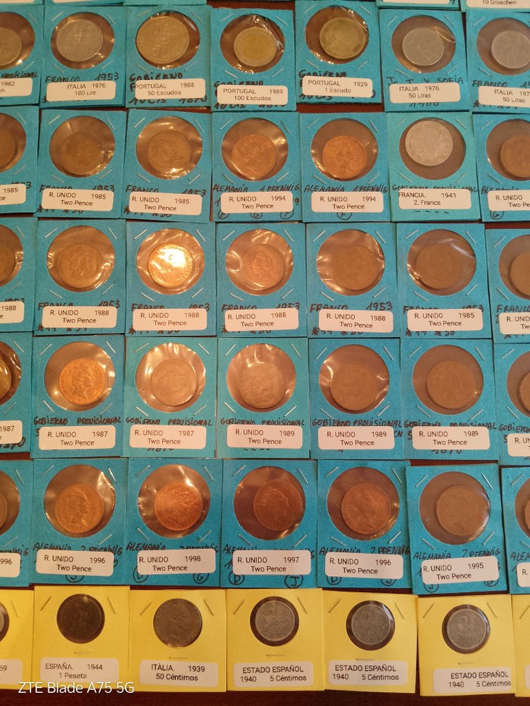 Mundo. 225 piezas monedas  (Sin precio de reserva) #3.2