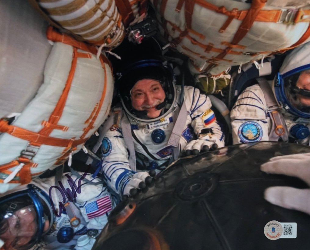 Astronaut NASA - Peggy Whitson Autograph with Beckett COA #2.1