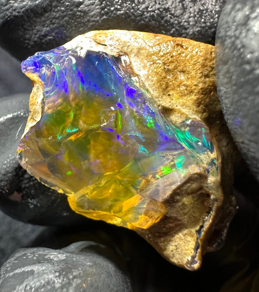 25ct Kristal Opaal roh- 5 g #1.0