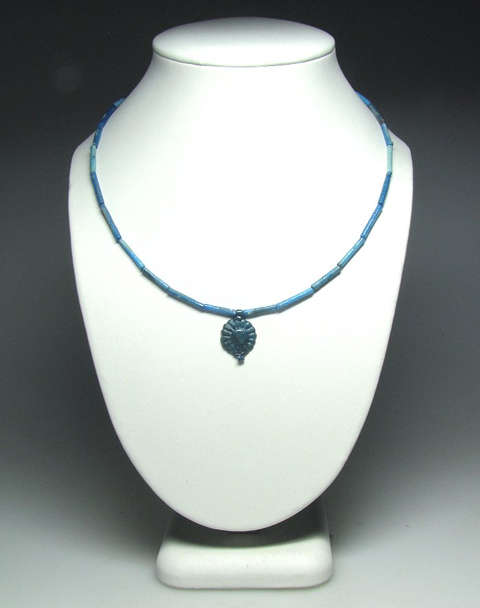 Αρχαία Αίγυπτος, Νέο Βασίλειο Faience Φοριέται υπέροχο αιγυπτιακό κολιέ με λουλούδι από φαιάνς - από μια παλιά γερμανική συλλογή. - 450 mm #1.0