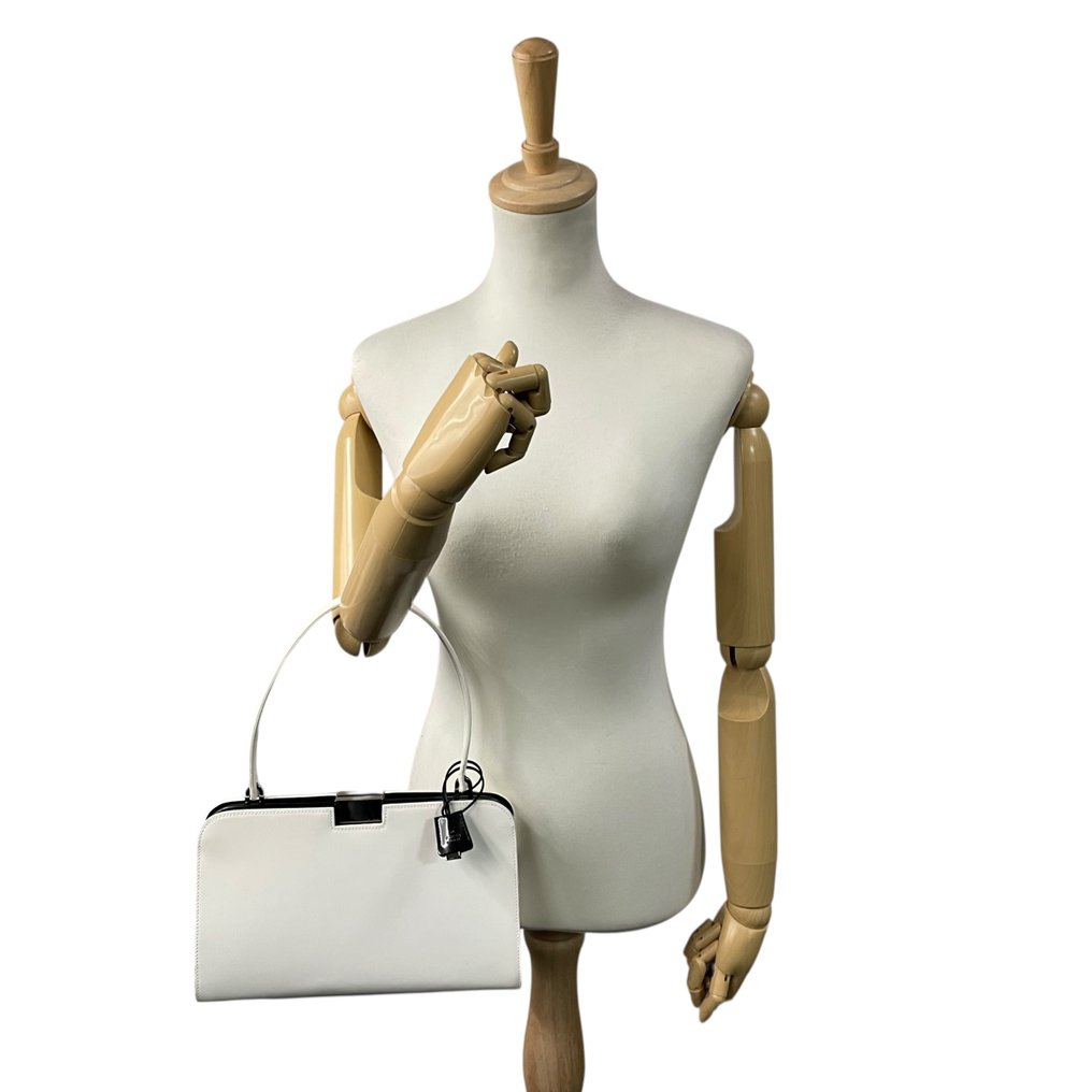 Gucci - Vintage Patent Leather Structured Top Handle Handbag with Padlock Detail - Τσάντα #3.2