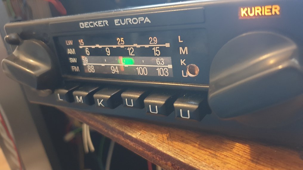 Becker  Mercedes Benz - Europa Bilradio #2.1