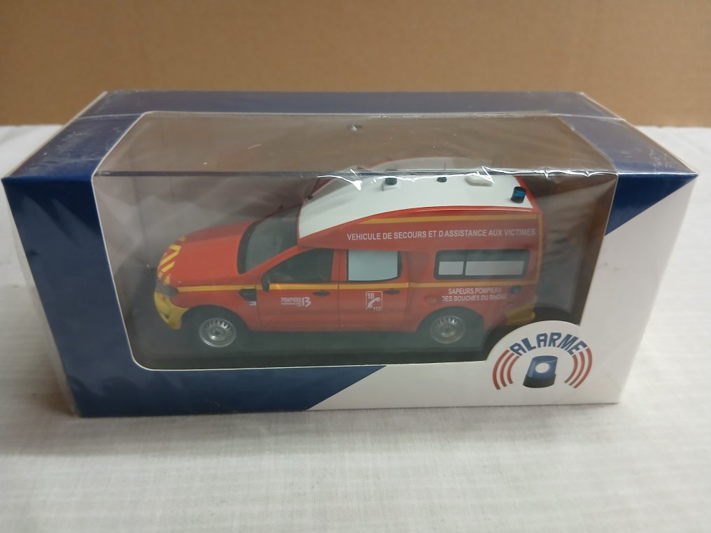 Momaco 1:43 - Model car - Ranger BSE 4 portes sanitaire SDIS 13 #1.0
