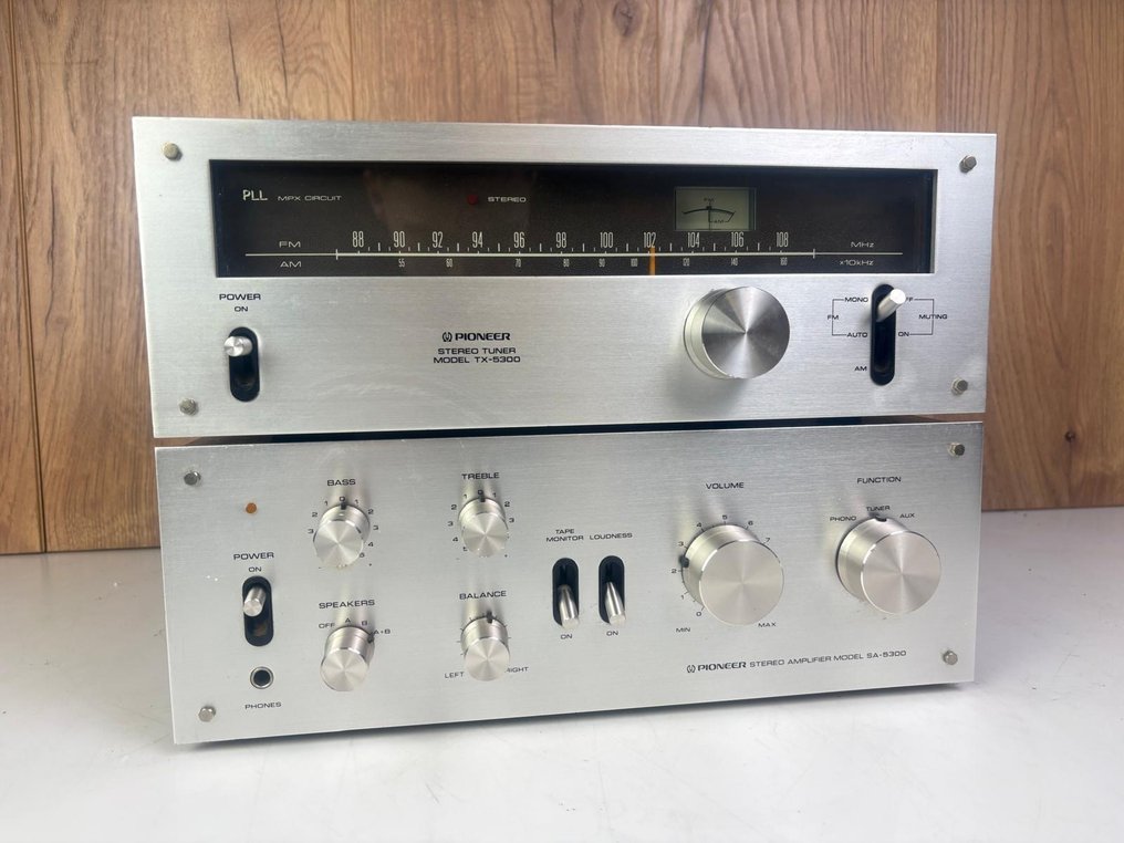 Pioneer - SA-5300 Solid state integrated amplifier, TX-5300 Tuner - Stereo set #1.0