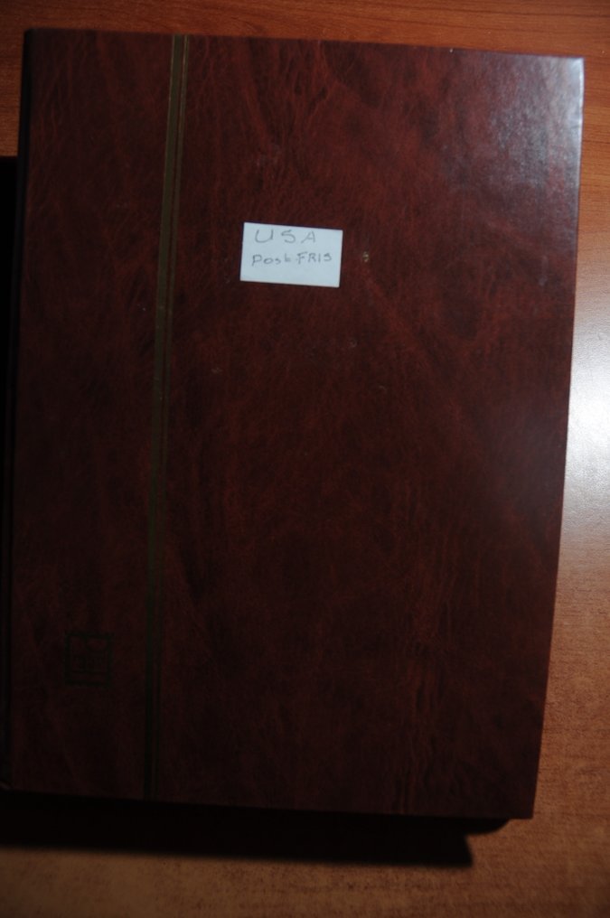 USA  - Fresh batch including, among others, sheets, combinations, stamps, quantities, postal validity, and #1.0