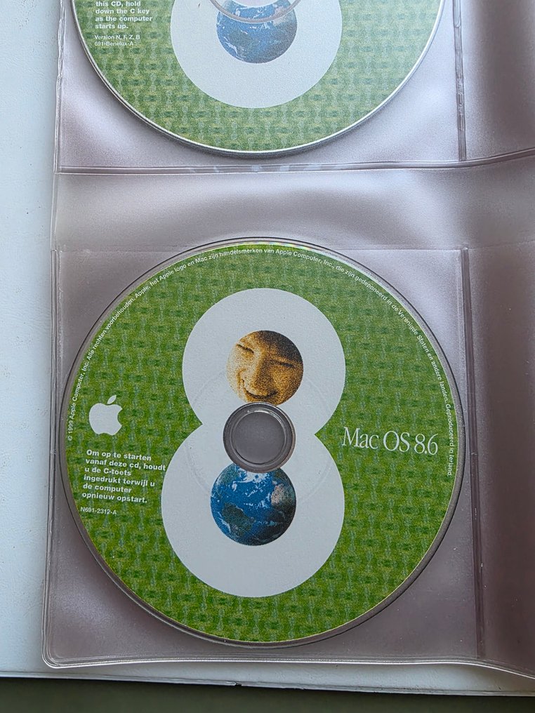 Folder of Various Apple Software – CDs and Floppies - 麦金塔电脑 (29) - 带再生盒 #1.0