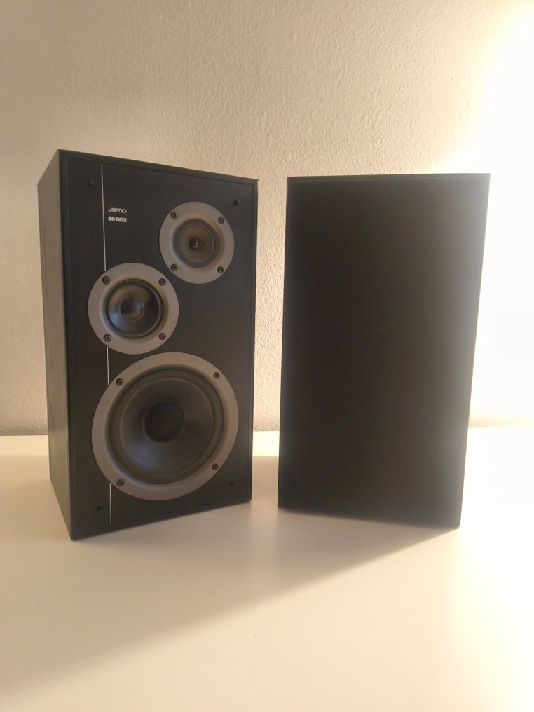 Jamo - Σπάνιο σετ ηχείων Jamo SE 802 σε άριστη κατάσταση, με νέους αφρώδεις περιβάλλοντες για τα μπάσα. Σετ ηχείων #3.2