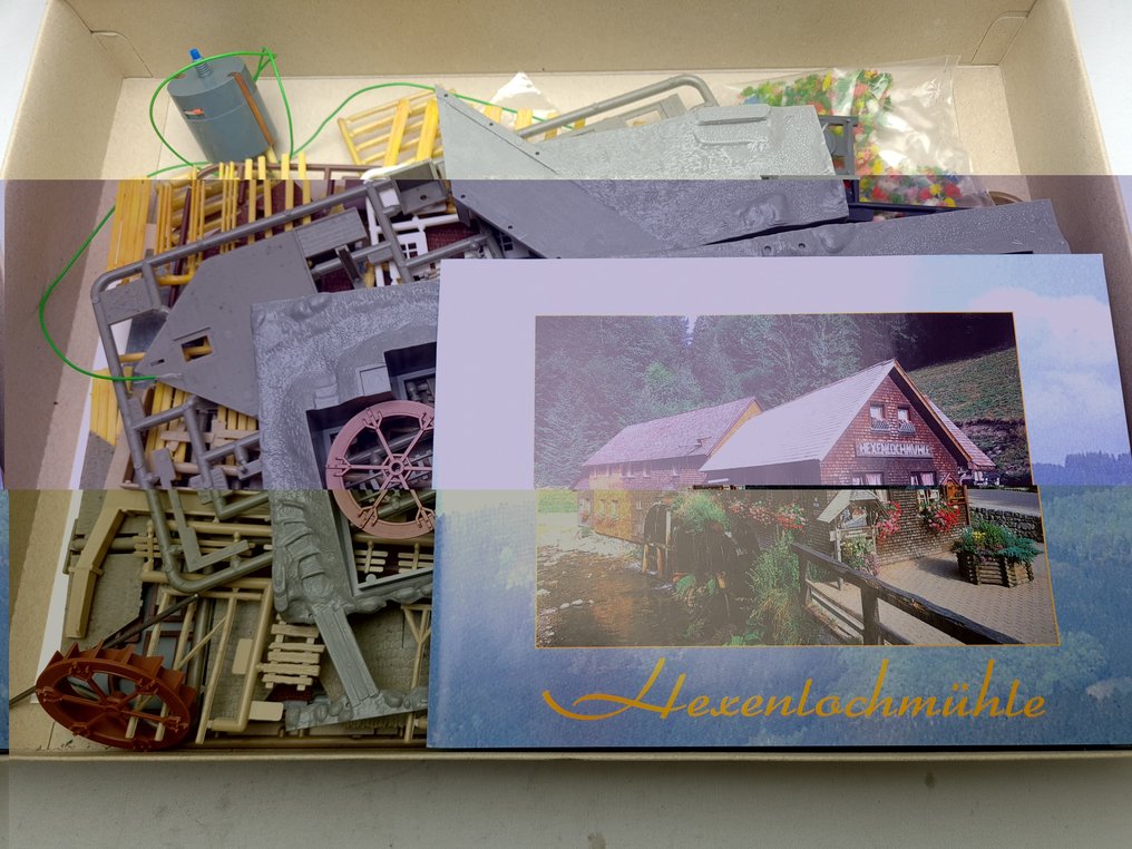 Faller H0 - 388 - Modellbahnbausätze (1) - Hexenloch Mühle mit Motor #3.2