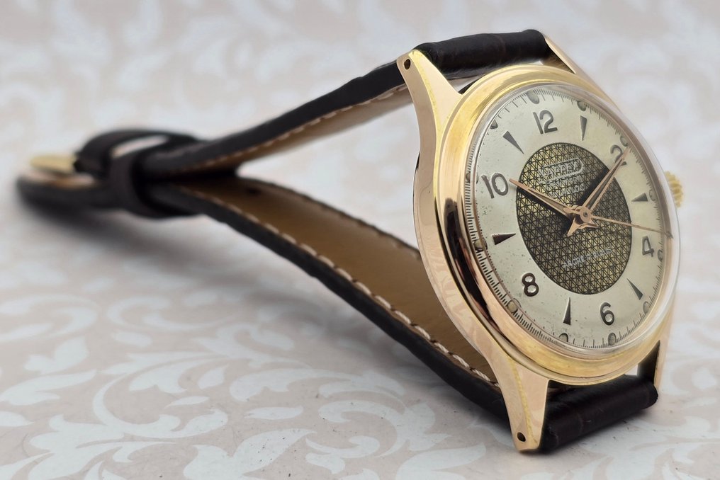 Nappey - Classic - Ingen mindstepris - Mænd - 1970-1979  #2.1