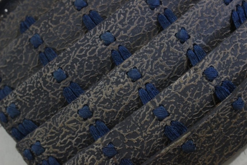 Armure - Japon - Munatori Kawadutsumi Nimaido avec 6 Dan Ita Sode de Samurai Yoroi : E3-156 Période Edo (1600–1868) #4.3