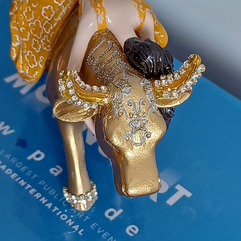 CowParade - 雕像 - Esra Turan «Tanrica» - 树脂 #4.3