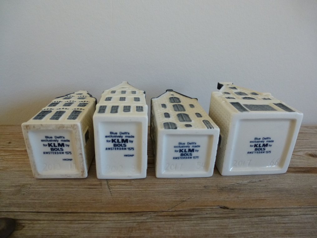 Casa miniatura KLM - Sete casas KLM/Bols recheadas com Bols  #4.3