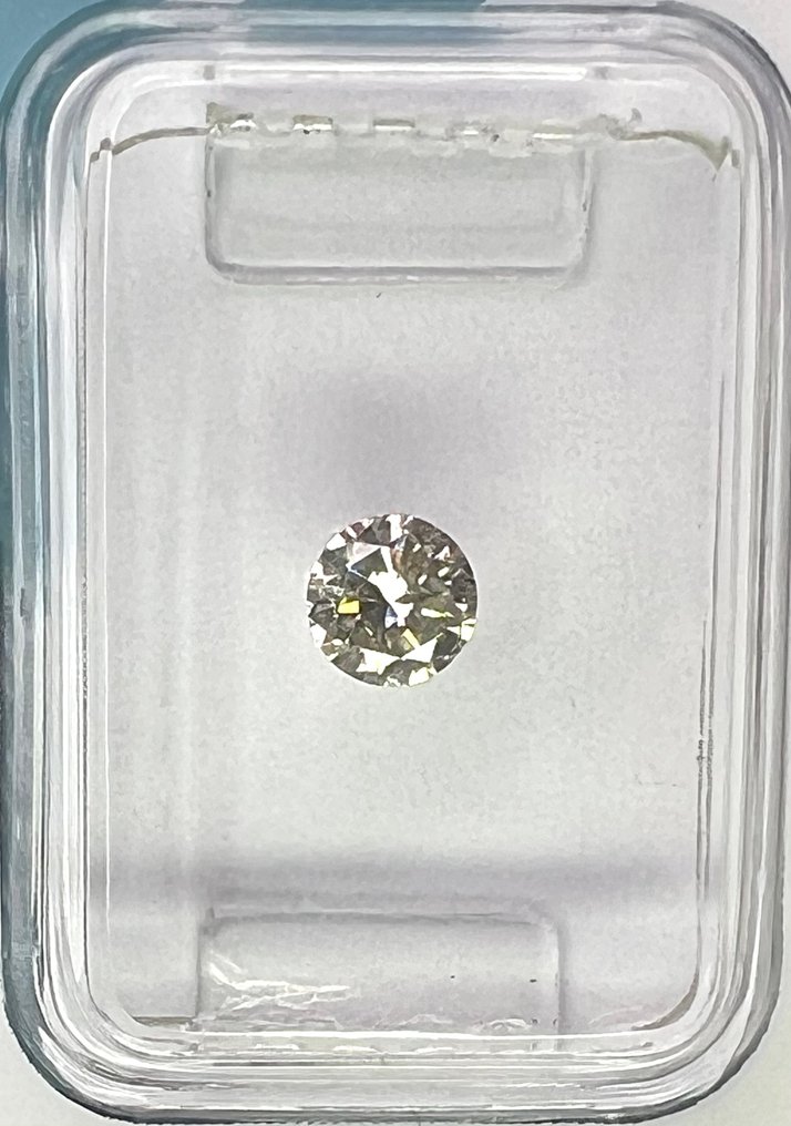 没有保留价 - 1 pcs 钻石  (天然)  - 0.31 ct - 圆形 - N (带色彩的) - I1 内含一级 - 国际宝石研究院（IGI） #1.0