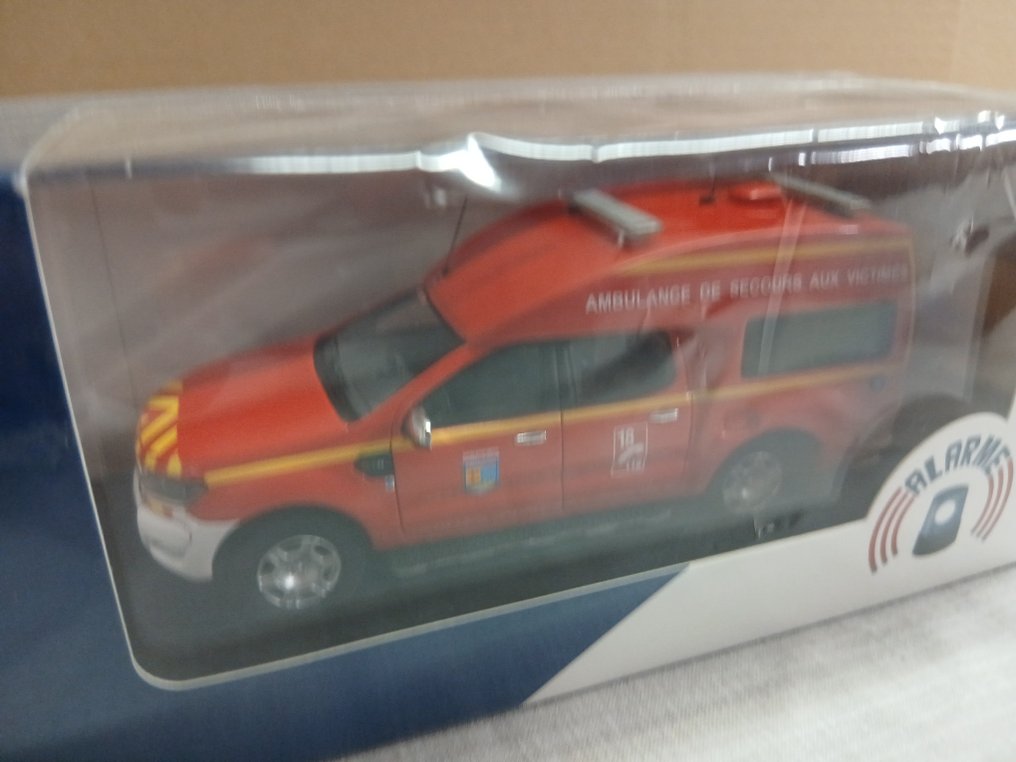 MOMACO 1:43 - Modelbil - Ranger BSE 4 portes sanitaire SDIS 65 #1.0